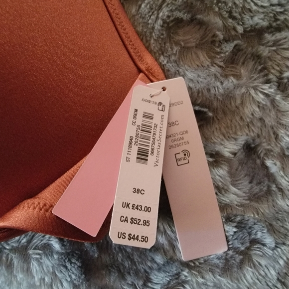 Victoria's Secret Pushup Bikini Top - Picture 2 of 4